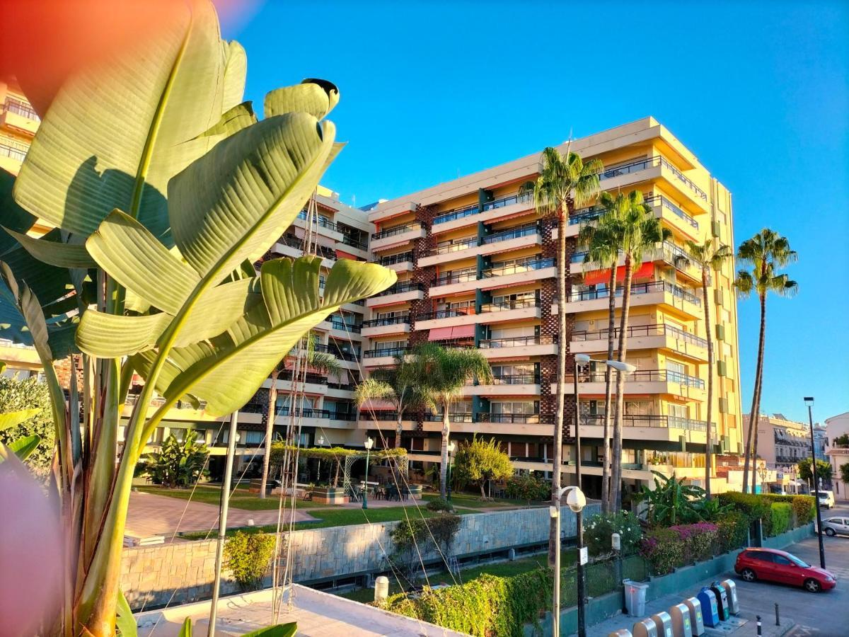 Apartamento 1ª Linea Playa Garaje Piscinas Terraza Torremolinos Luaran gambar